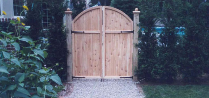 Custom Gate